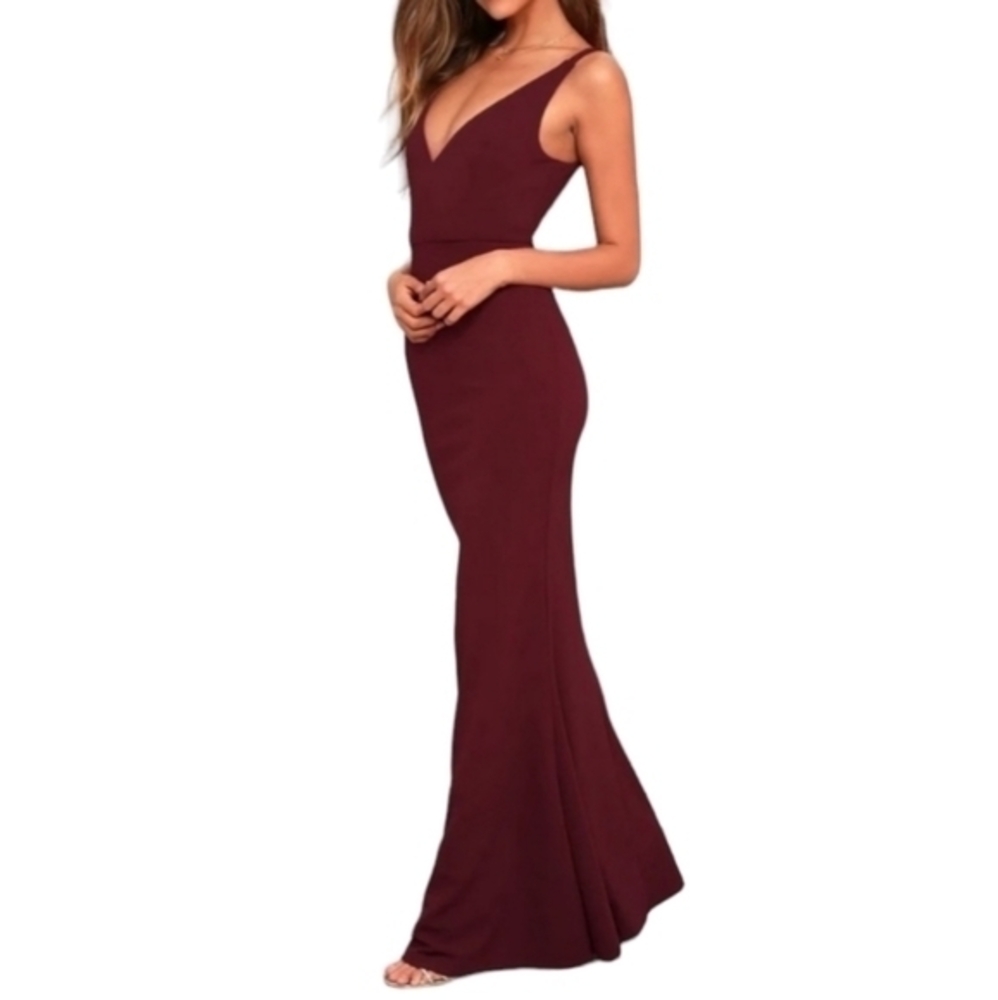 LULUS‎ MELORA GOWN BURGUNDY XS